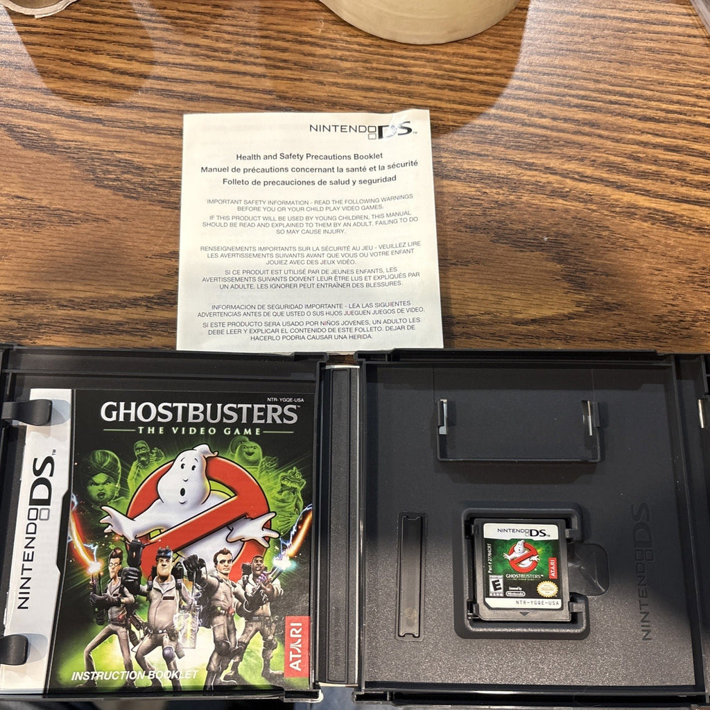 Inside of Ghostbusters: The Video Game Nintendo DS game