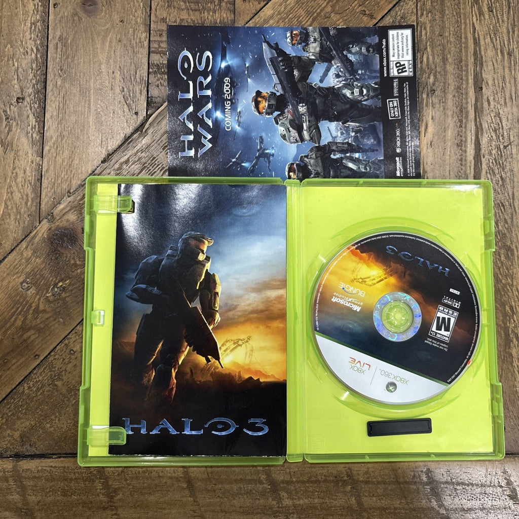 Inside of Halo 3 Xbox 360 case