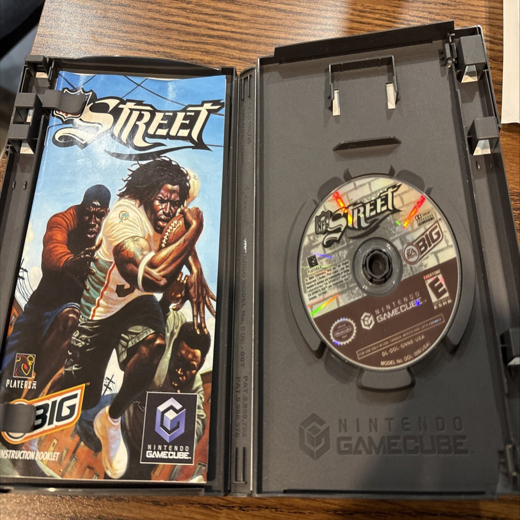 Inside of NFL Street GameCube case